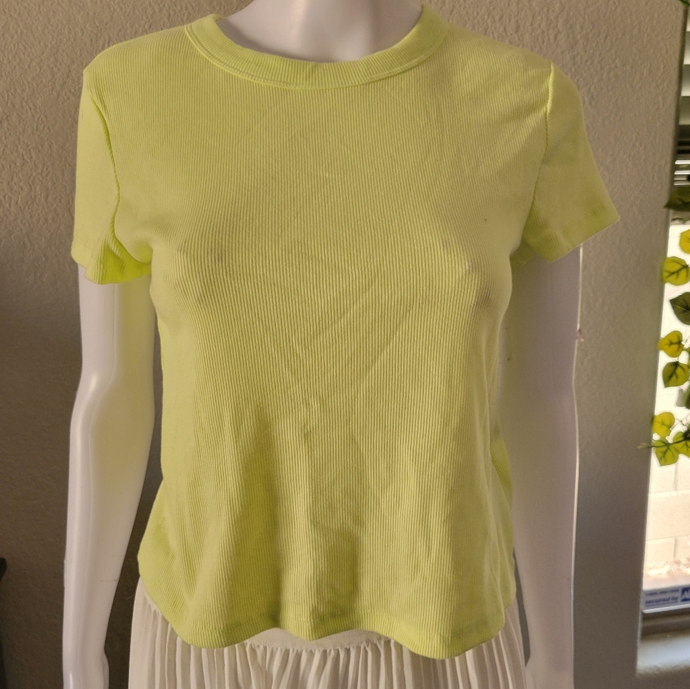 Old Navy Cropped Ribbed Top
